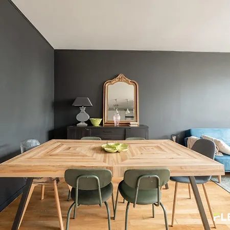 Elegant In T3 15th Near Parc Brassens Holiday home Paris