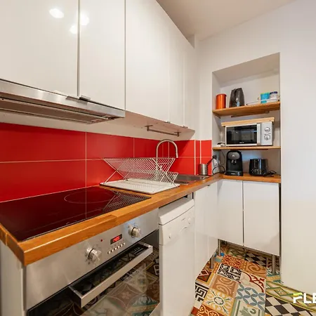 Elegant In T3 15th Near Parc Brassens Holiday home Paris